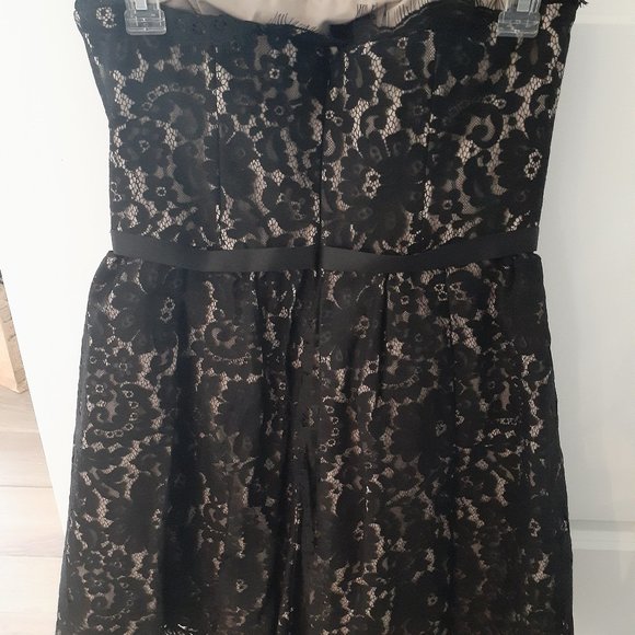 Neiman Marcus Robert Rodriguez Black Lace Dress - Picture 2 of 3